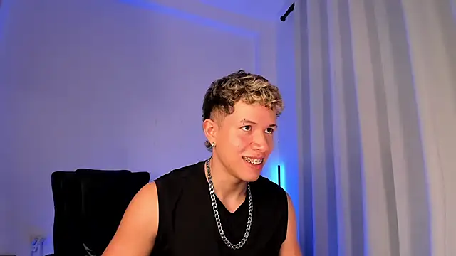 nathan_blake's cam snapshot