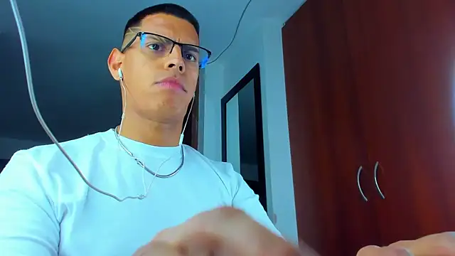 _John_Boy_'s cam snapshot