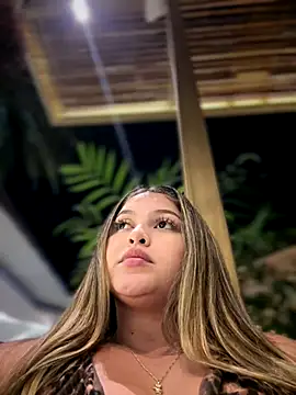 lunablossom_ live sex cam