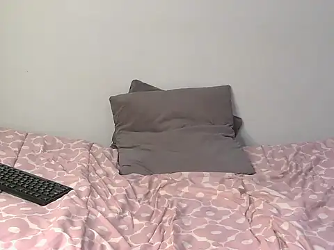 Busty_FuckMachinee's cam snapshot