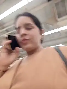 Julieth_hot-69's cam snapshot