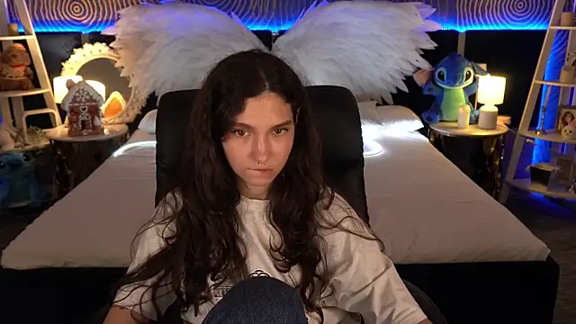 BabyFlowerr's cam snapshot