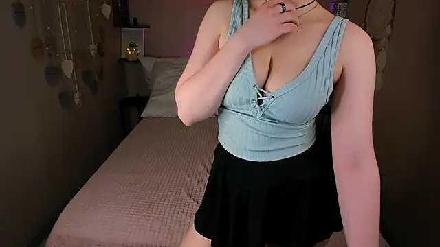 EvaCrosby's cam snapshot