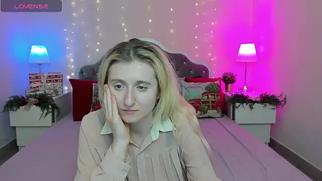 CamillaDreamer's cam snapshot