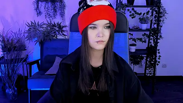 Elainebeness's cam snapshot