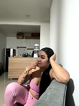 Pretty_Isadora's cam snapshot