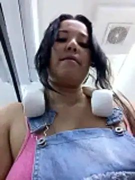 LaDiabla_31's cam snapshot