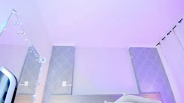 MiilaBlake's cam snapshot