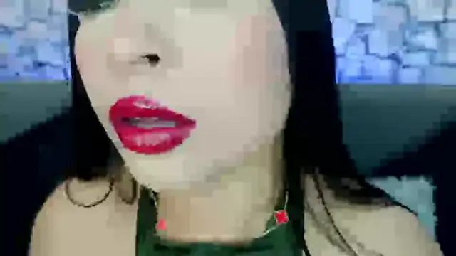 mia_roux1's cam snapshot