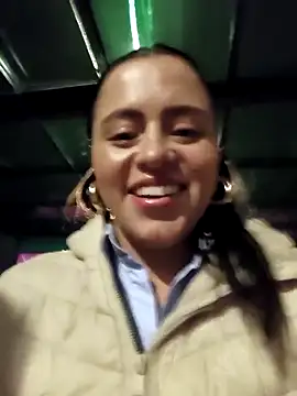 ALEJA__22's cam snapshot