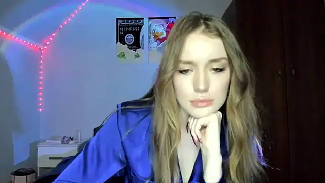 tinyglow's cam snapshot