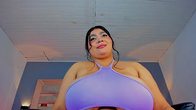 BellaBoobs_'s cam snapshot