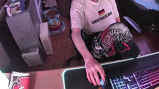 DerGeileLoveboy's cam snapshot