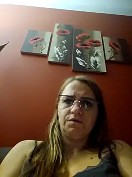 BLONDKICIA1's cam snapshot