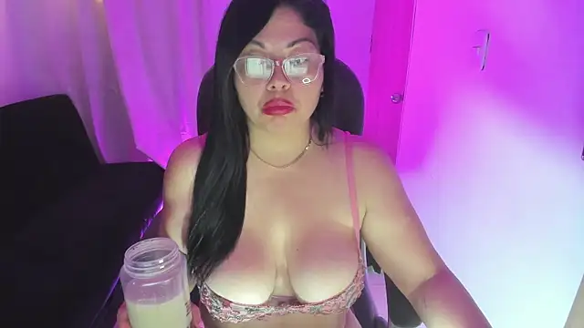 jessicarabbit_1's cam snapshot