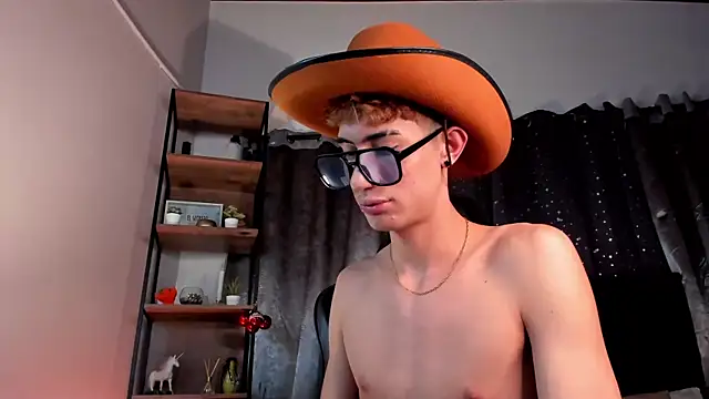 NovaaWheler live sex cam