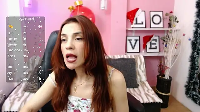 KendallWood_'s cam snapshot