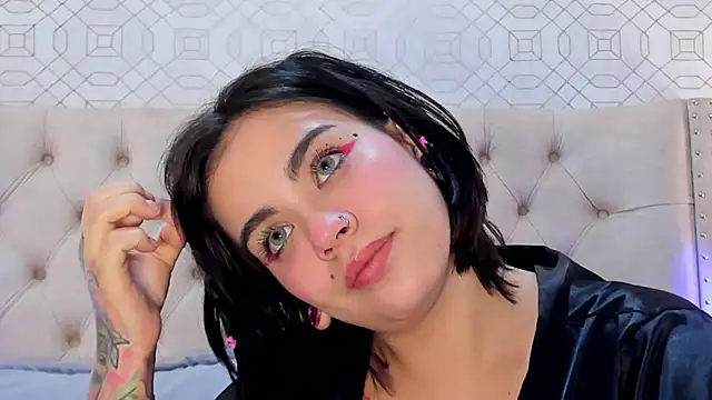 SuccubusDolly's cam snapshot