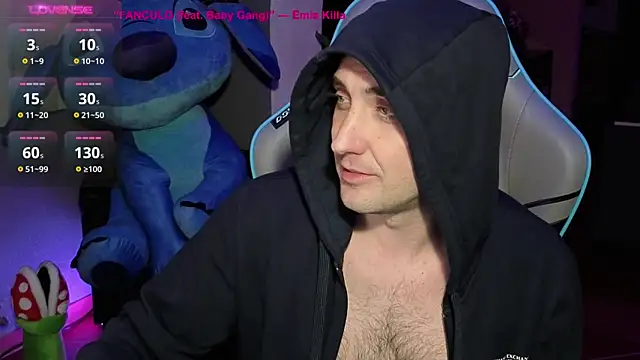 Gil_gamesh90's cam snapshot