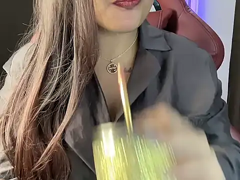 shanayaaa_1 live sex cam