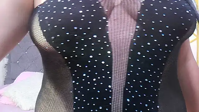 Zara47sweet live sex cam