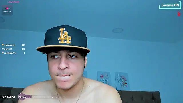 Strong_Couple live sex cam