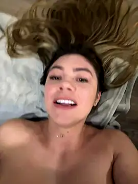 alicee16 live sex cam