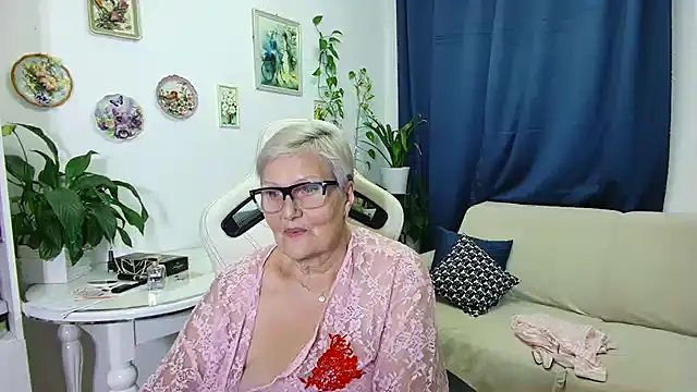 Selenna57 live sex cam