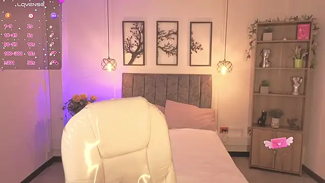 Abigaiil__ds's cam snapshot