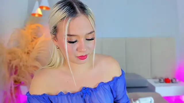 sofia_pamela's cam snapshot