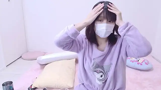 Hiiichan88 live sex cam