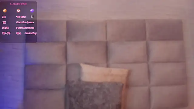 lea_walkerr's cam snapshot