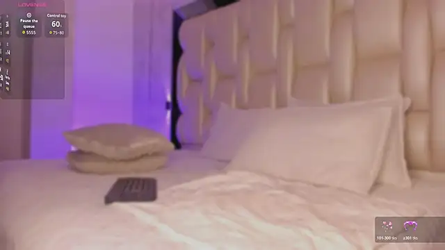 _CurlyGirl_'s cam snapshot