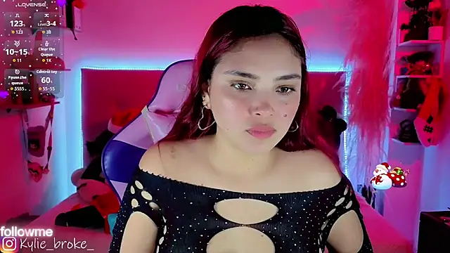 Kylie_brokee's cam snapshot