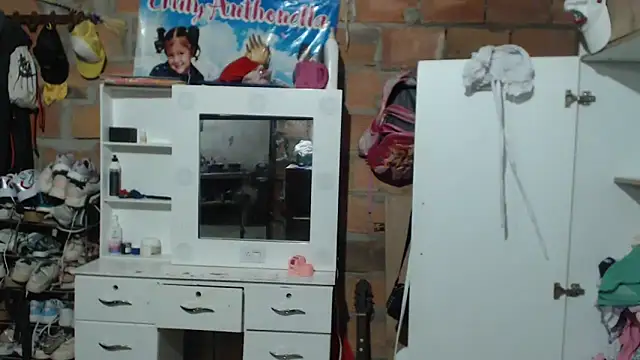 Coral0403 live sex cam