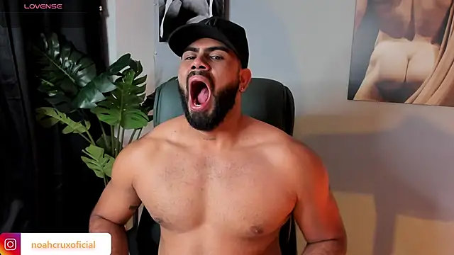 noah_crux's cam snapshot