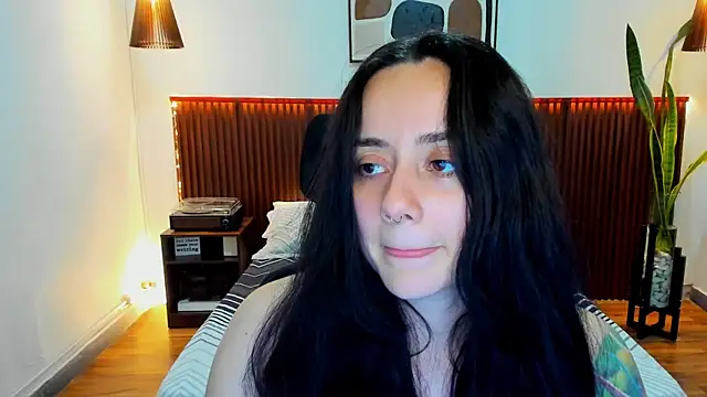 KatherineBond's cam snapshot