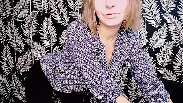 Peggy_f_'s cam snapshot