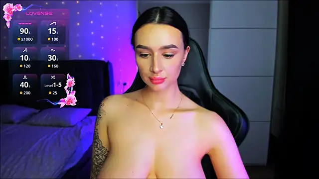 Veronica_Larsson's cam snapshot