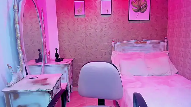 Megane_whitte's cam snapshot