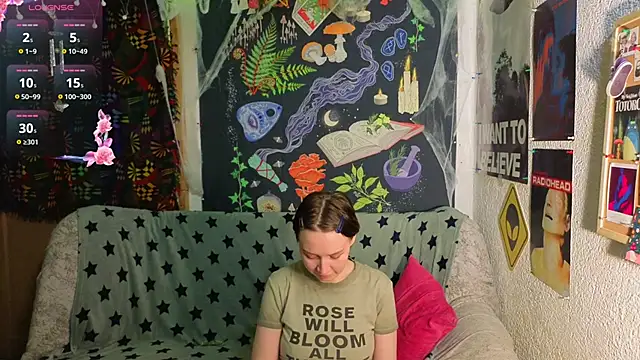 ReincarnatedAngel live sex cam