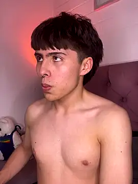 PepperTwink live sex cam