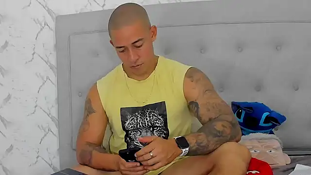 luigiferrara's cam snapshot