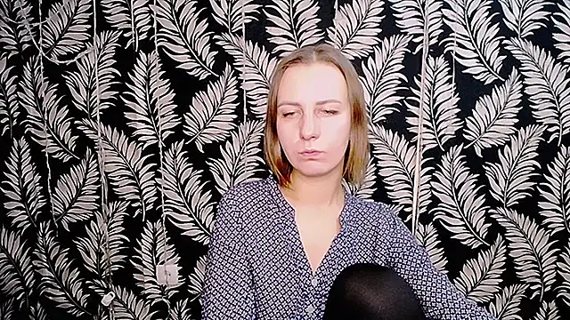 Peggy_f_'s cam snapshot