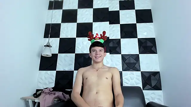 AndyFame1's cam snapshot