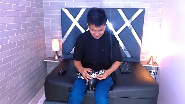 marcus_hans_'s cam snapshot