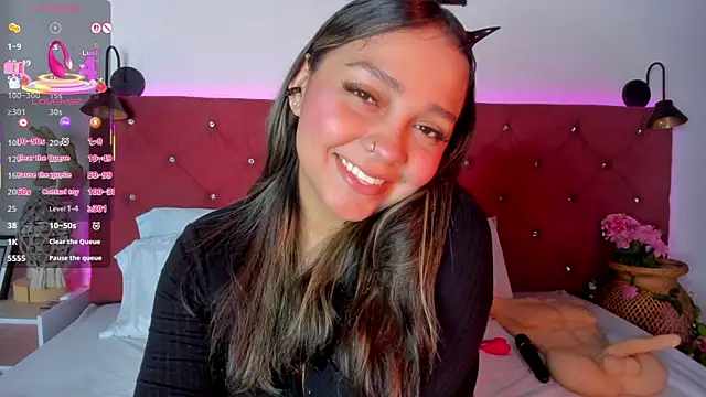 Abril_Gomez06's cam snapshot