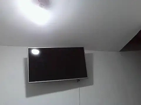 jupiter_333's cam snapshot