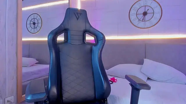 Julietaa_1's cam snapshot