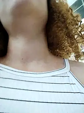 SirenRouge_69's cam snapshot